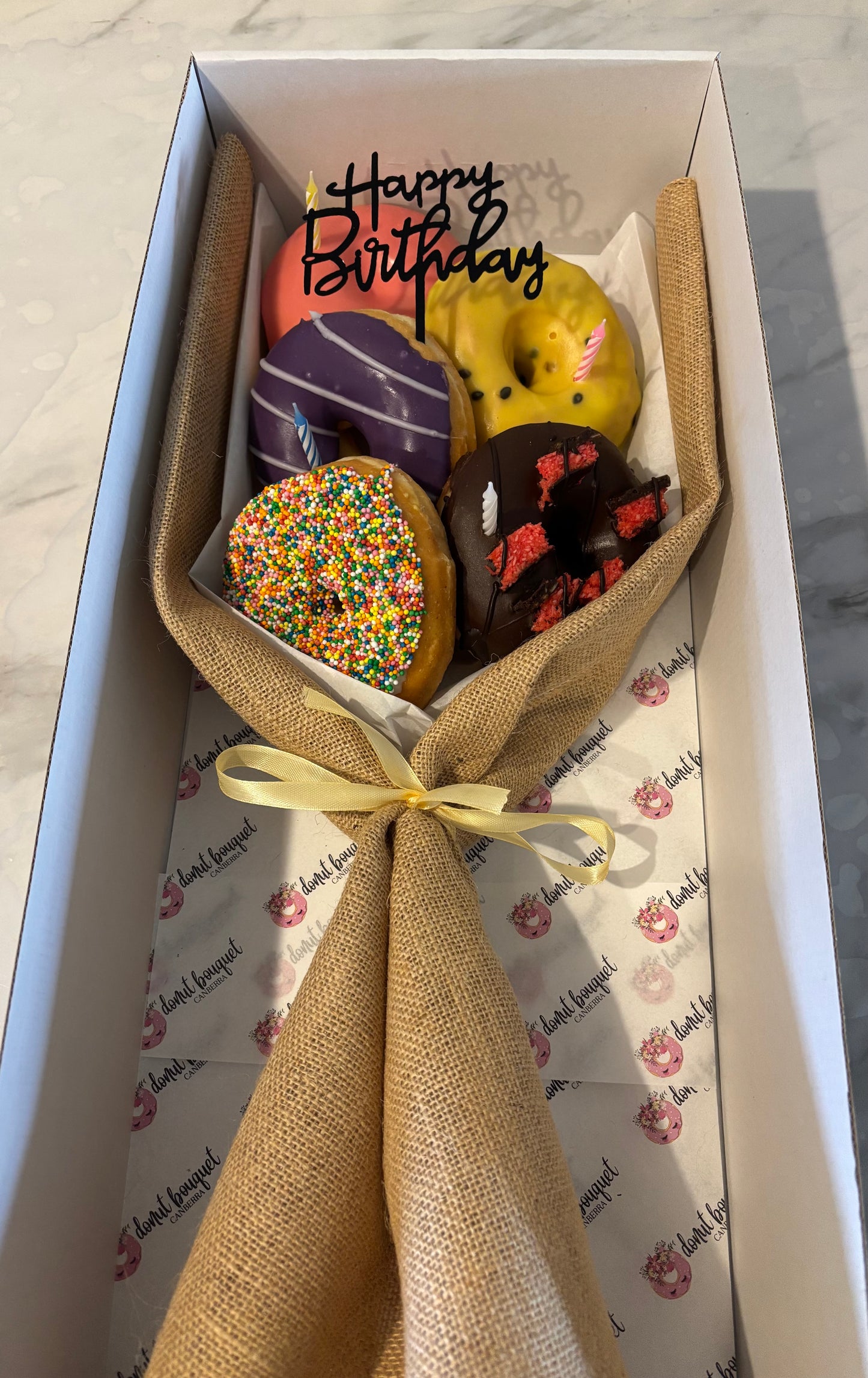 Classic Donut Bouquet Gift Box [Small]