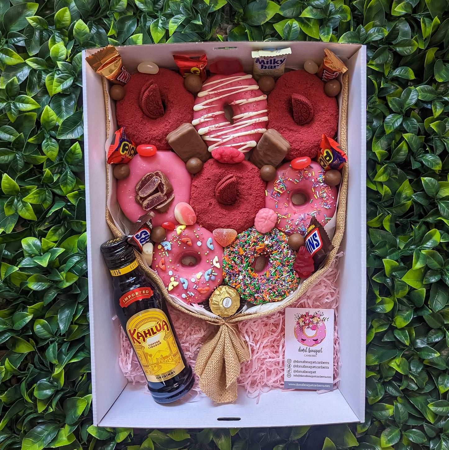 Pretty in Pink Donut Bouquet Gift Box [Medium]