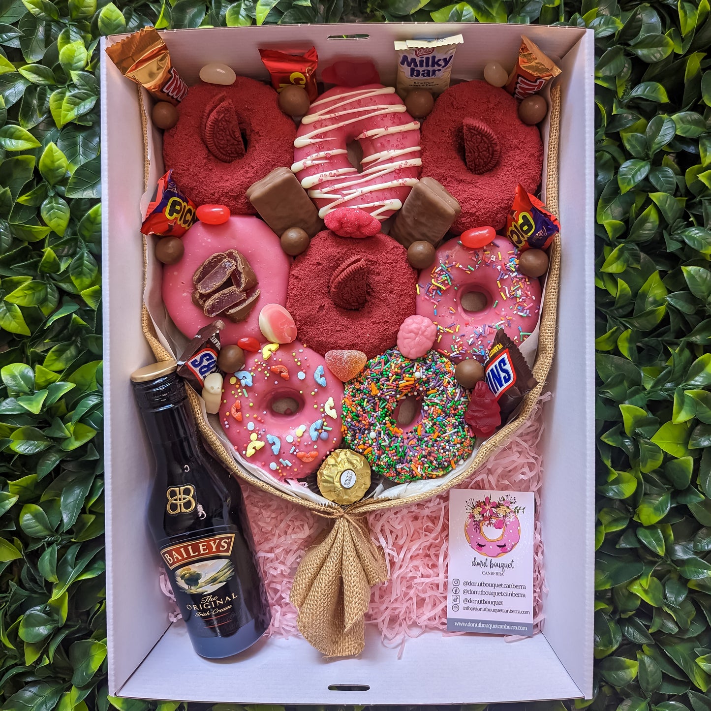 Pretty in Pink Donut Bouquet Gift Box [Medium]